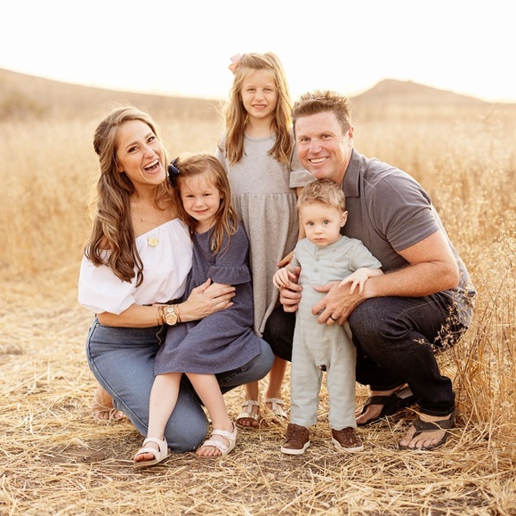 Meet the posher - Ashley - Picture 3 of 3